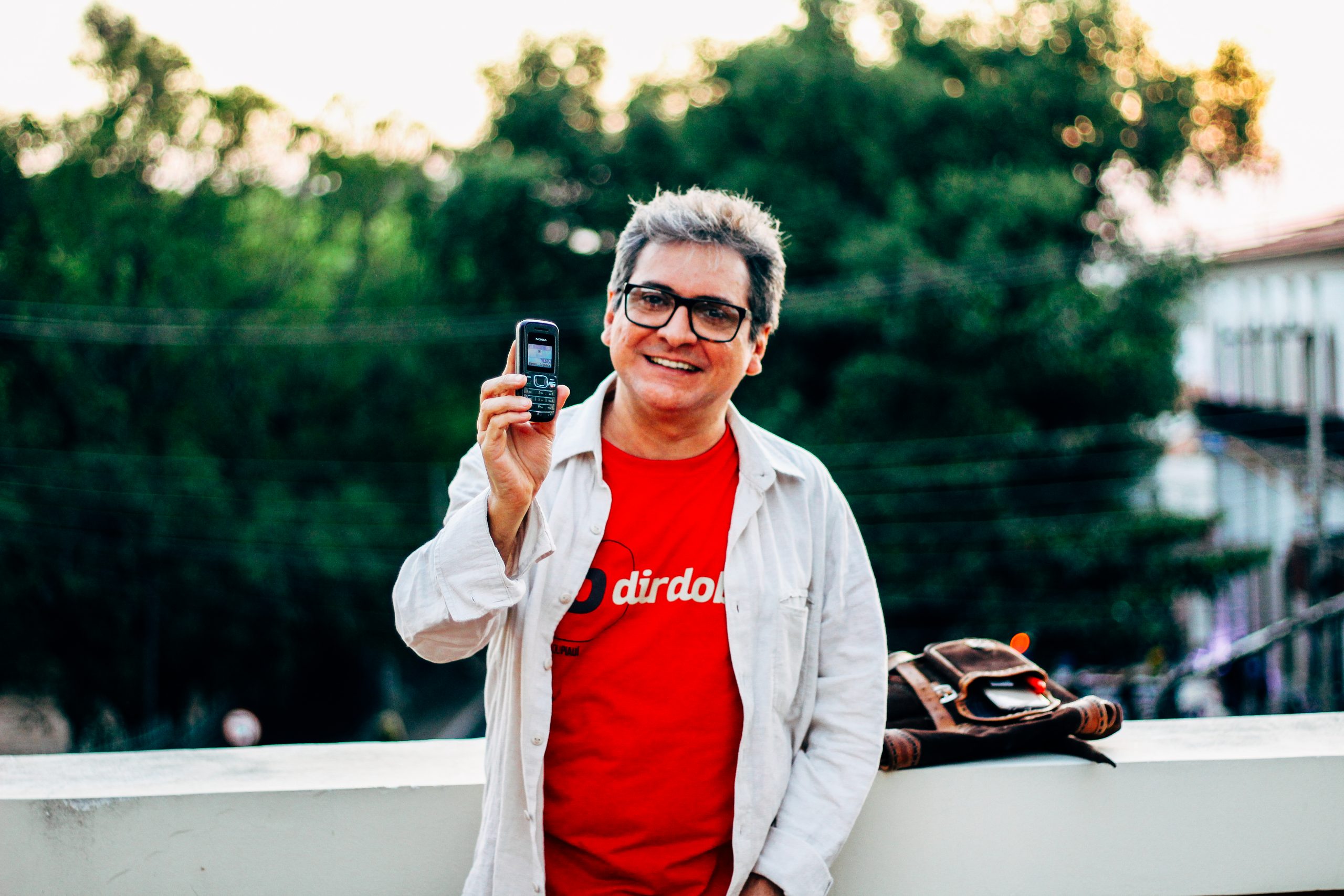 JOÃO CLÁUDIO MORENO: HISTÓRIAS, HUMOR E REFLEXÕES INESQUECÍVEIS